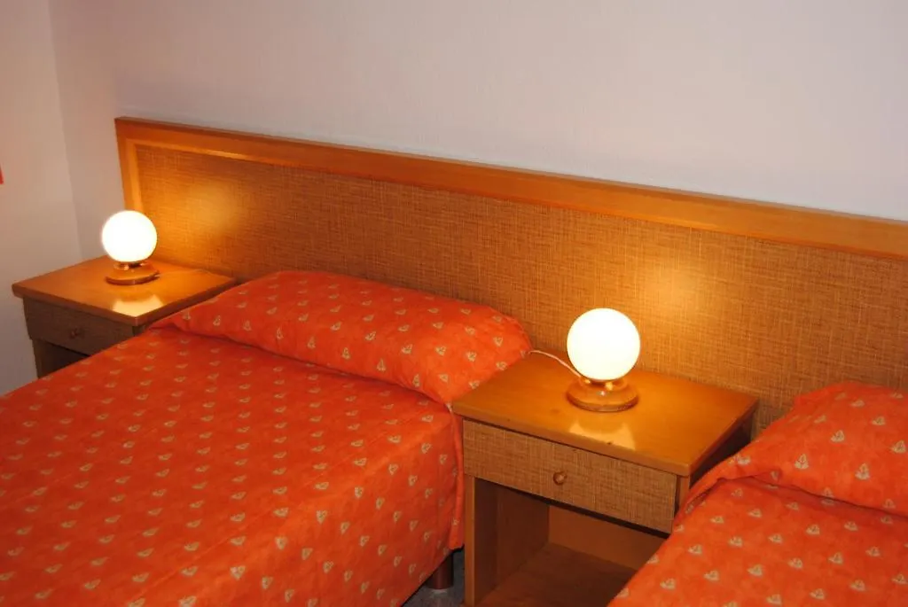 Aparthotel Ohtels Apt Villa Dorada Mariposa Salou